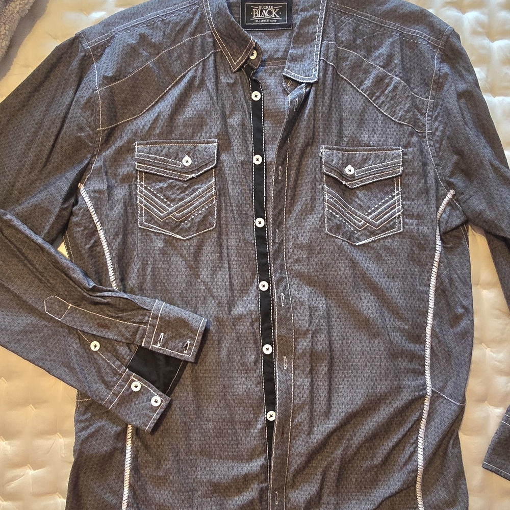 Buckle Black Brand  Shirt with White Accents